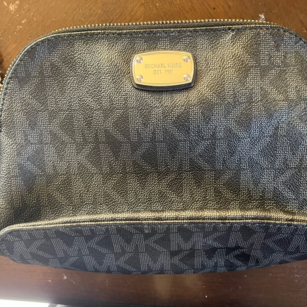 Michael Kors Cross Body
